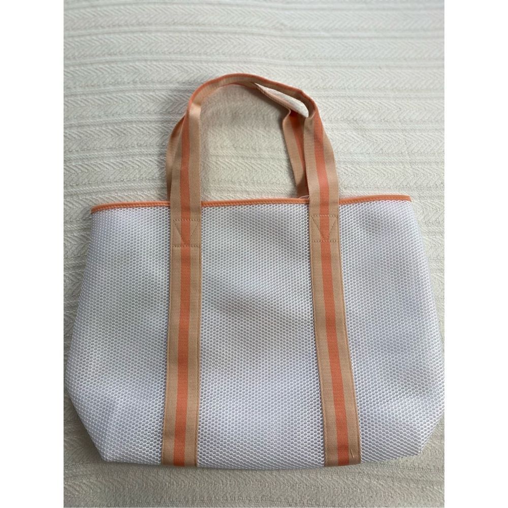 Victoria’s Secret Large Tote - Picture 4 of 6